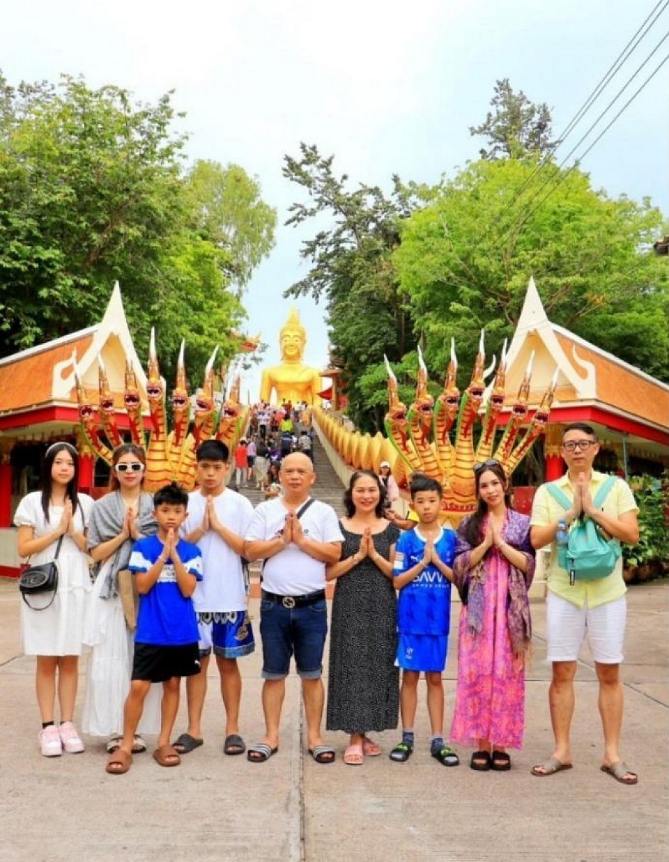 เช่ารถตู้ไปพัทยาไหว้พระใหญ่