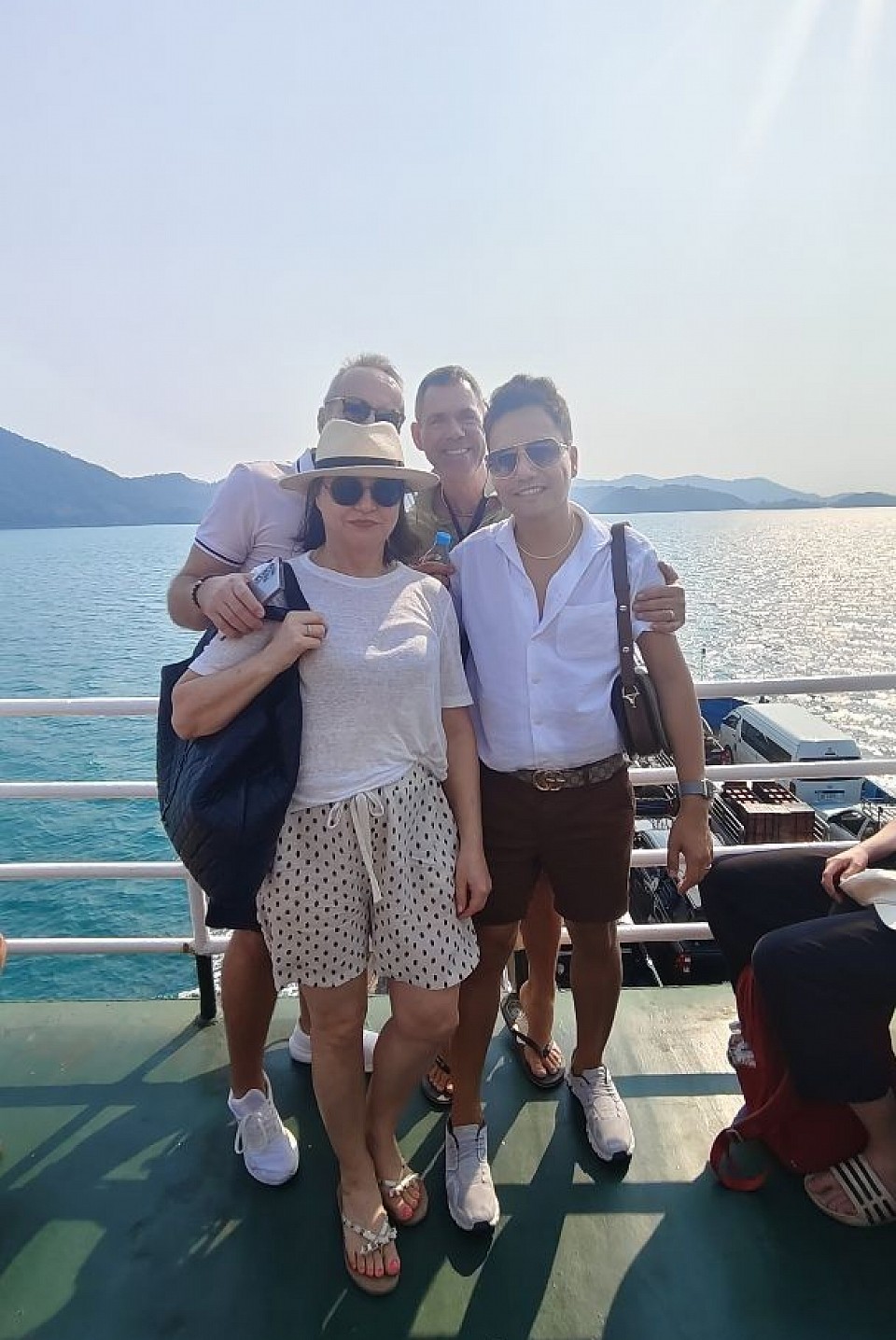 เช่ารถตู้ไปเกาะช้าง